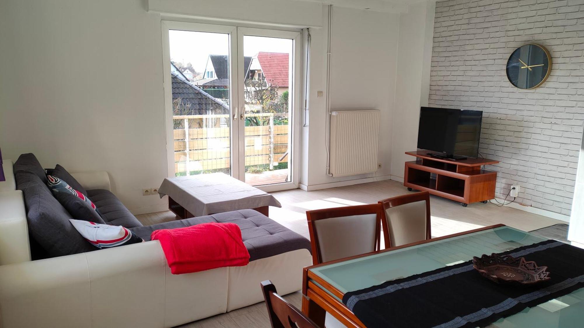 Appartement Les Mirabelles Entre Strasbourg Et Haguenau Bischwiller Exterior photo